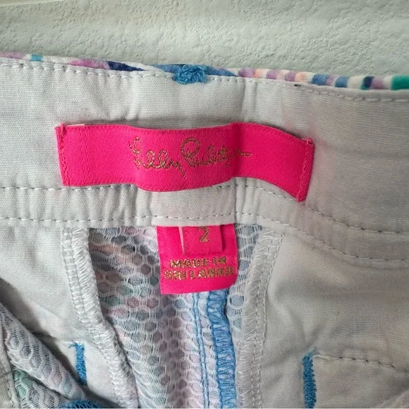 Lilly Pulitzer The Buttercup Shorts Size 2 Happy as a Clam Print Scalloped Pink - Picture 2 of 12